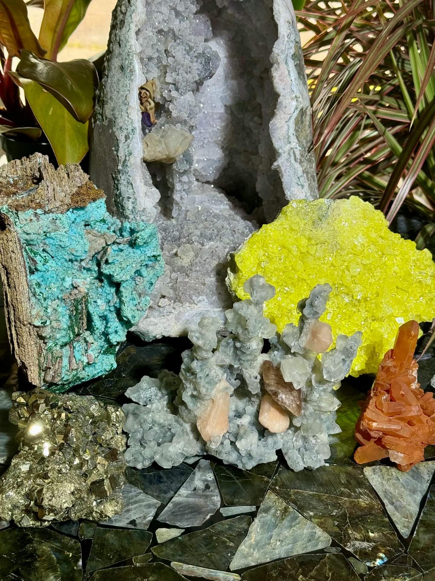 Specimans & Rough Stones