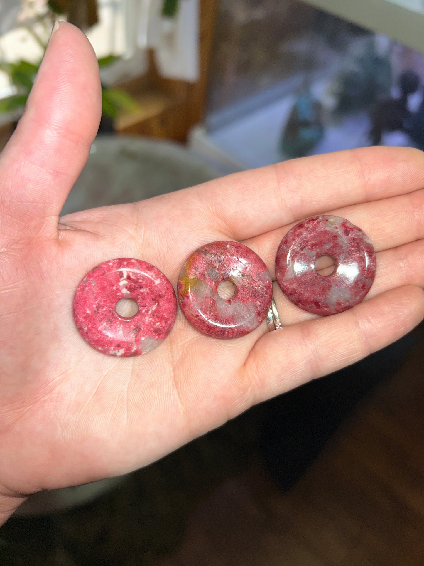 Thulite Donut Mountain Mineral Market