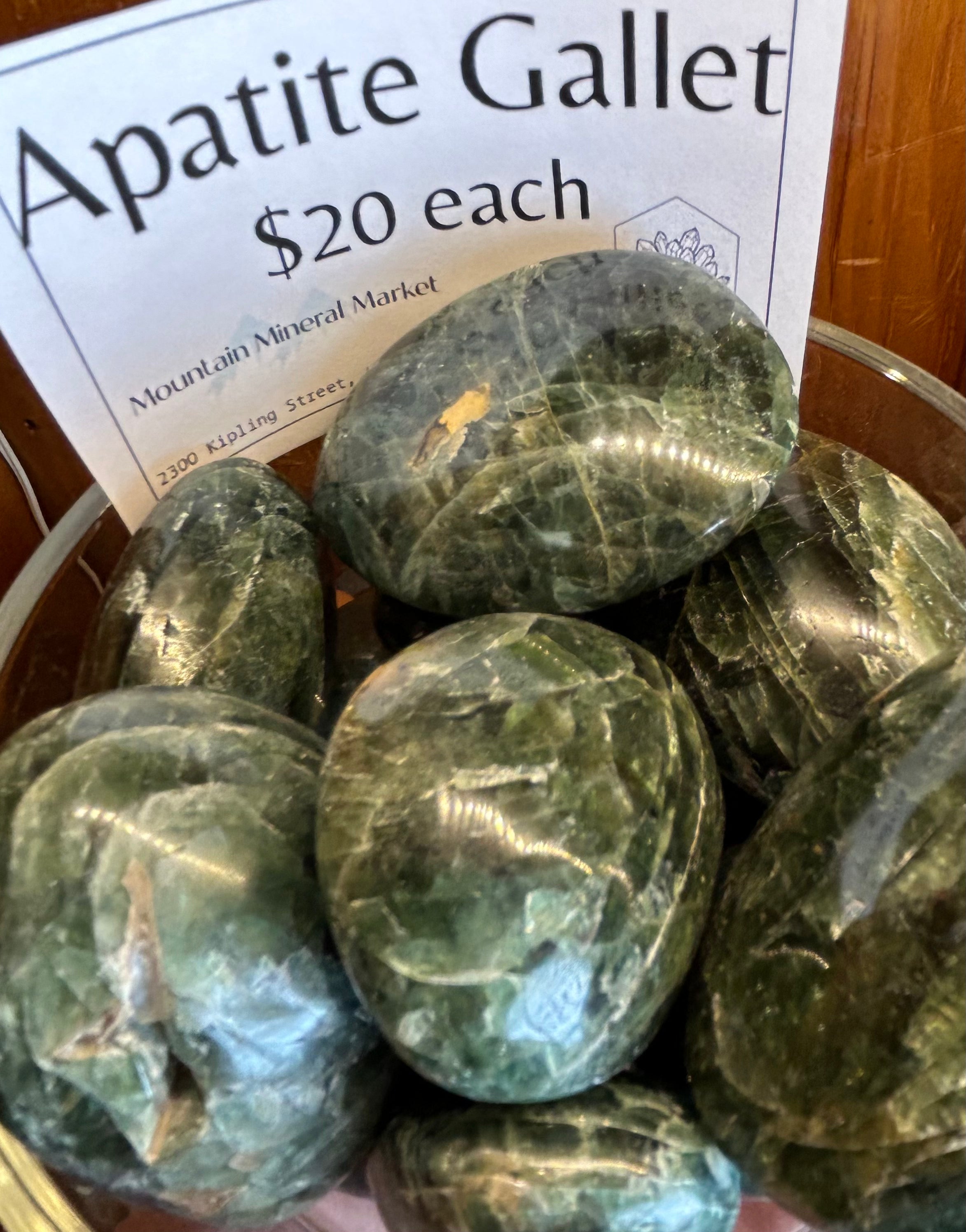 Apatite Gallet Mountain Mineral Market