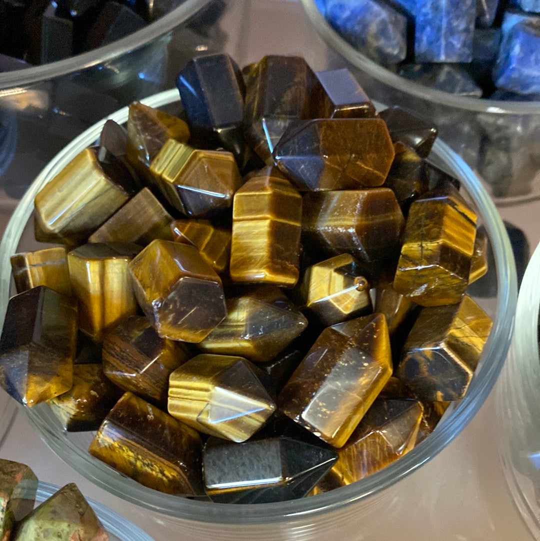 Gemstone Mini-towers Mountain Mineral Market