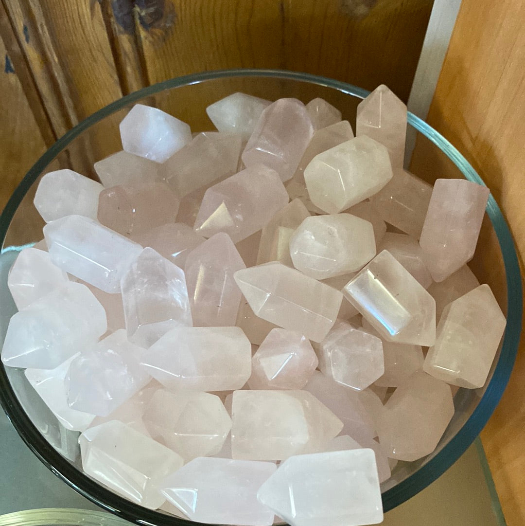 Gemstone Mini-towers Mountain Mineral Market