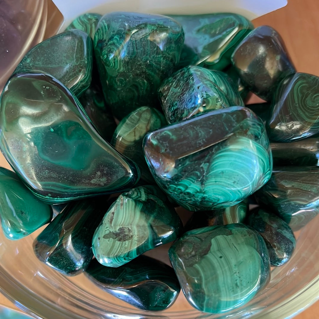 Malachite tumble stones
