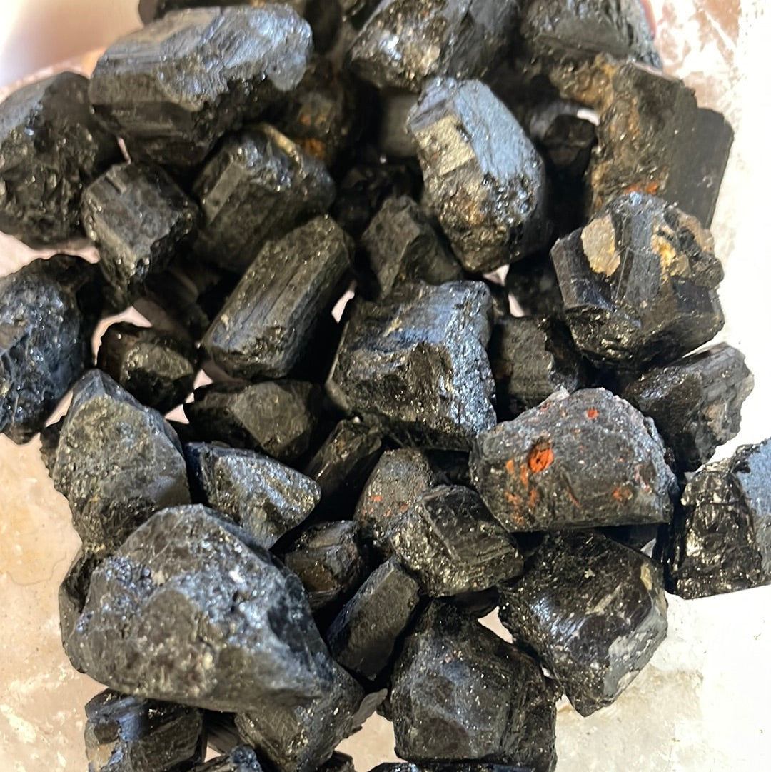 Black Tourmaline Small (B Quality) MMM