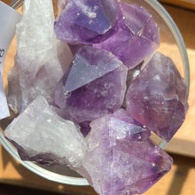 Cargar imagen en el visor de la galería, Amethyst Points
